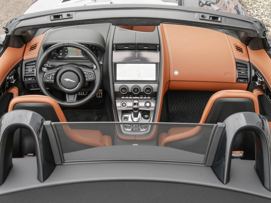 Jaguar F-TYPE Cabriolet P450 75 R-Dynamic RWD - Cabrio/Roadster - Grün - Gebrauchtwagen - Bild 4