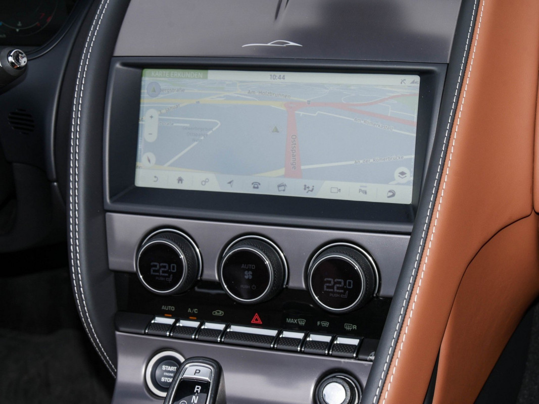 Jaguar F-TYPE Cabriolet P450 75 R-Dynamic RWD - Cabrio/Roadster - Grün - Gebrauchtwagen - Bild 10