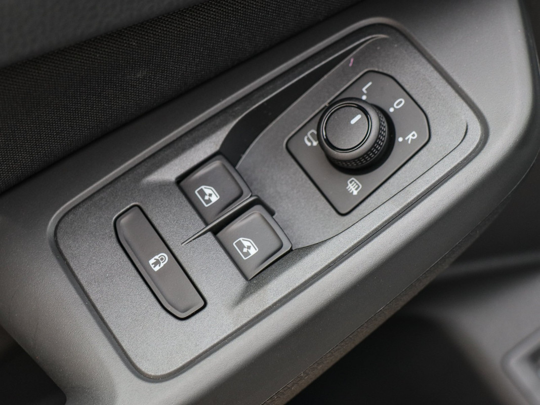 Ford Tourneo Connect Titanium PHEV - Van/Minibus - Grau - Neuwagen - Bild 13