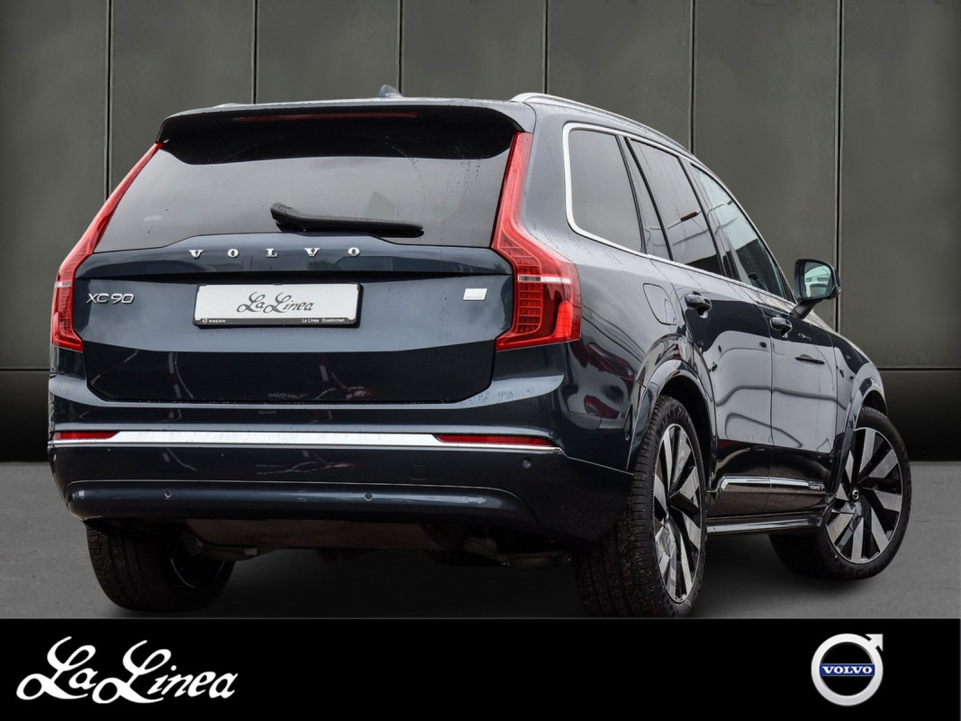 Volvo XC90 T8 AWD Plug-In Hybrid - SUV/Off-road - Blau - Gebrauchtwagen - Bild 2
