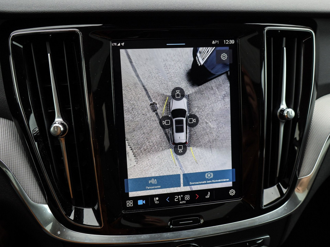 Volvo V60 T6 Recharge Plug-In Hybrid AWD - Kombi - Weiss - Gebrauchtwagen - Bild 13