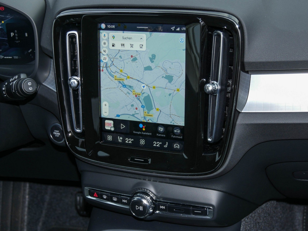 Volvo XC40 - SUV/Off-road - Schwarz - Gebrauchtwagen - Bild 9