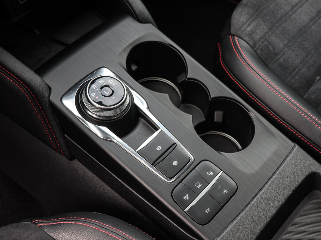 Ford Kuga - SUV/Off-road - Blau - Gebrauchtwagen - Bild 12