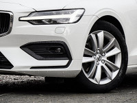 Volvo V60 B3 Benzin - Kombi - Weiss - Gebrauchtwagen - Bild 6