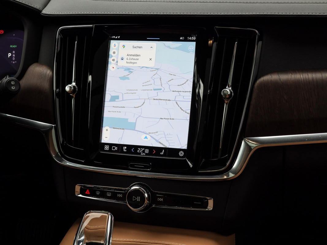 Volvo V90 T8 AWD - Kombi - Schwarz - Gebrauchtwagen - Bild 9