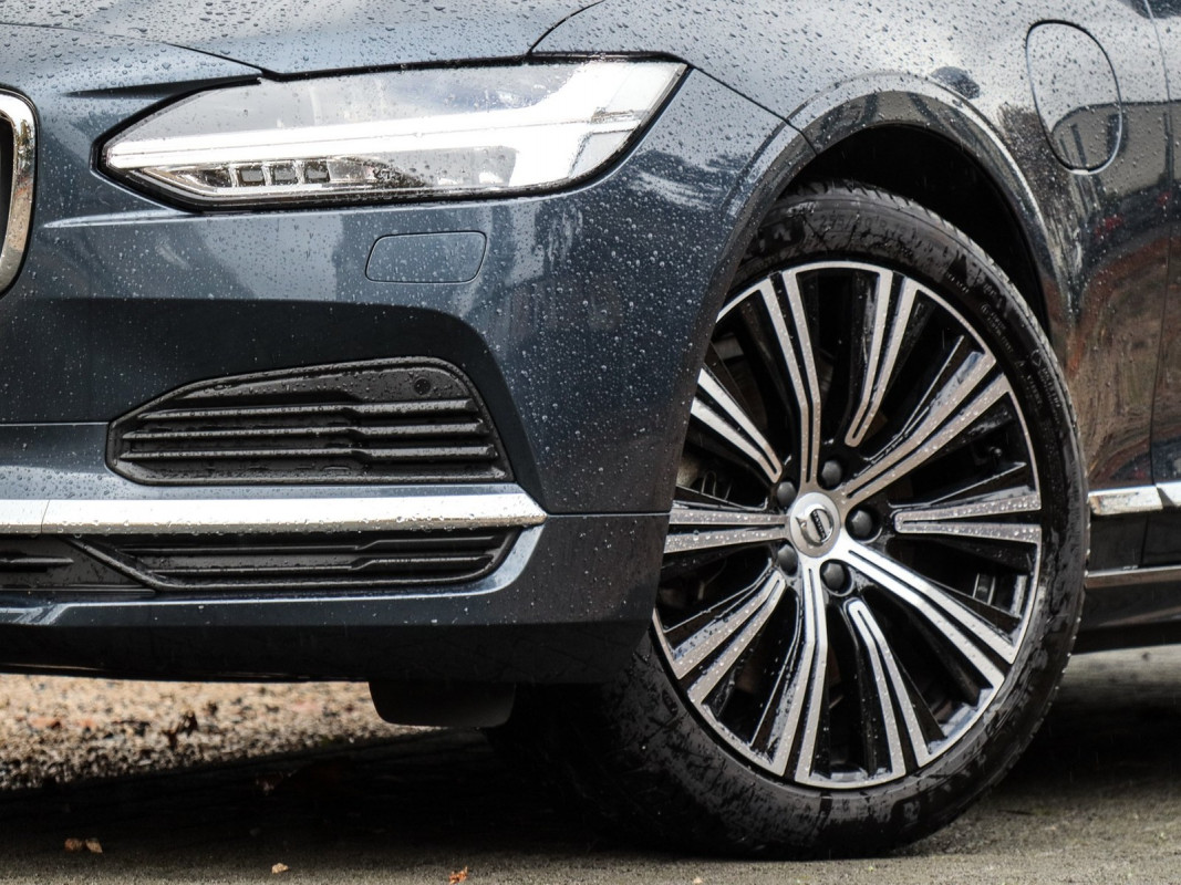 Volvo V90 T8 AWD - Kombi - Blau - Gebrauchtwagen - Bild 6