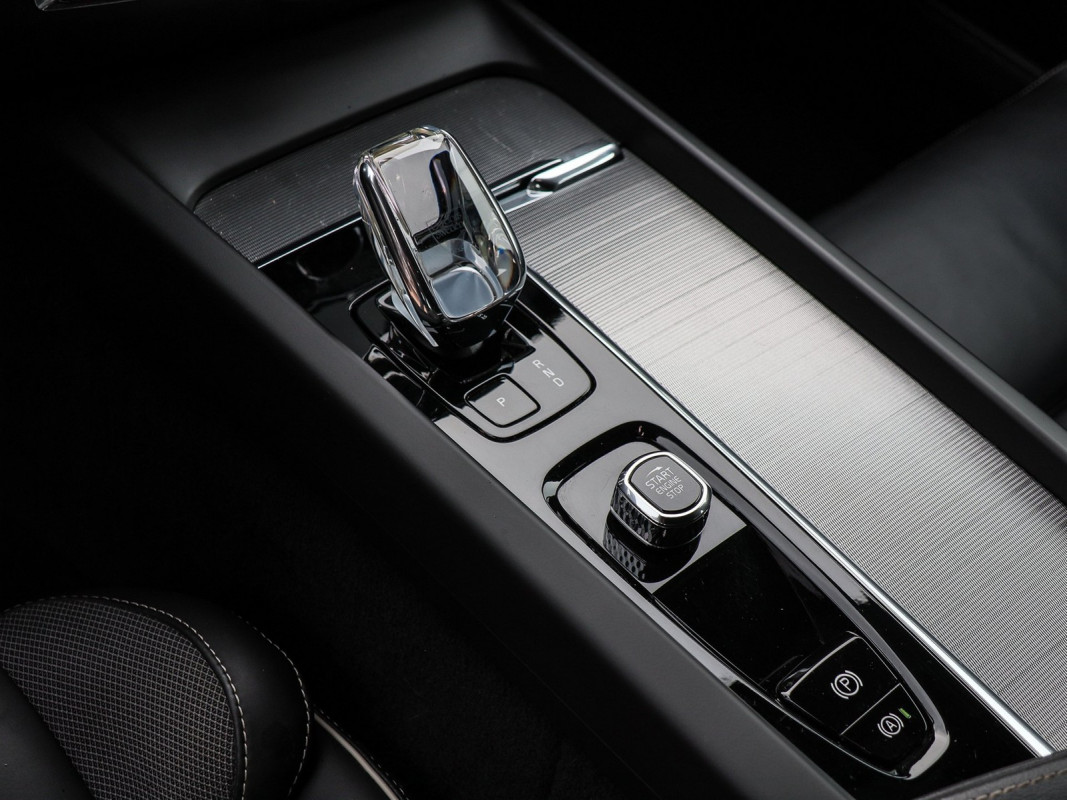 Volvo V60 B4 Diesel - Kombi - Grau - Gebrauchtwagen - Bild 11