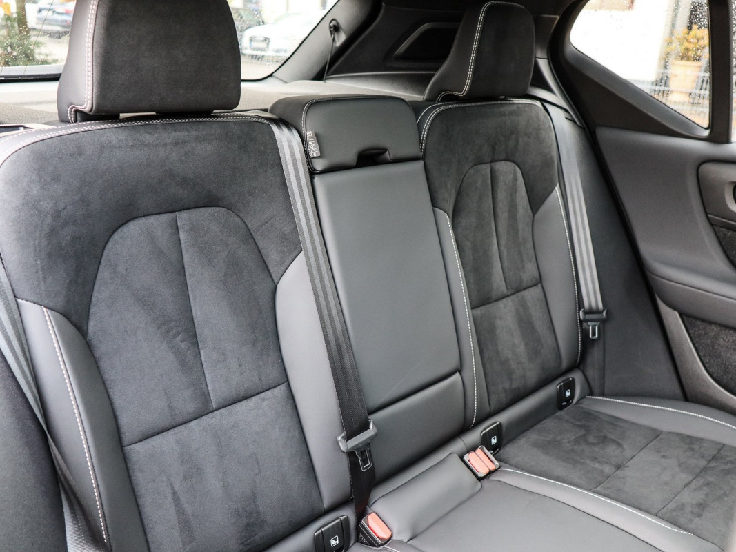 Volvo XC40 T5 - SUV/Off-road - Grün - Gebrauchtwagen - Bild 5