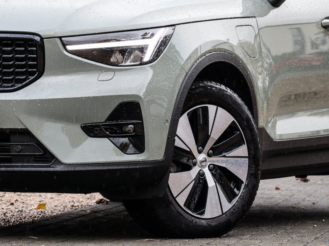 Volvo XC40 T5 - SUV/Off-road - Grün - Gebrauchtwagen - Bild 6