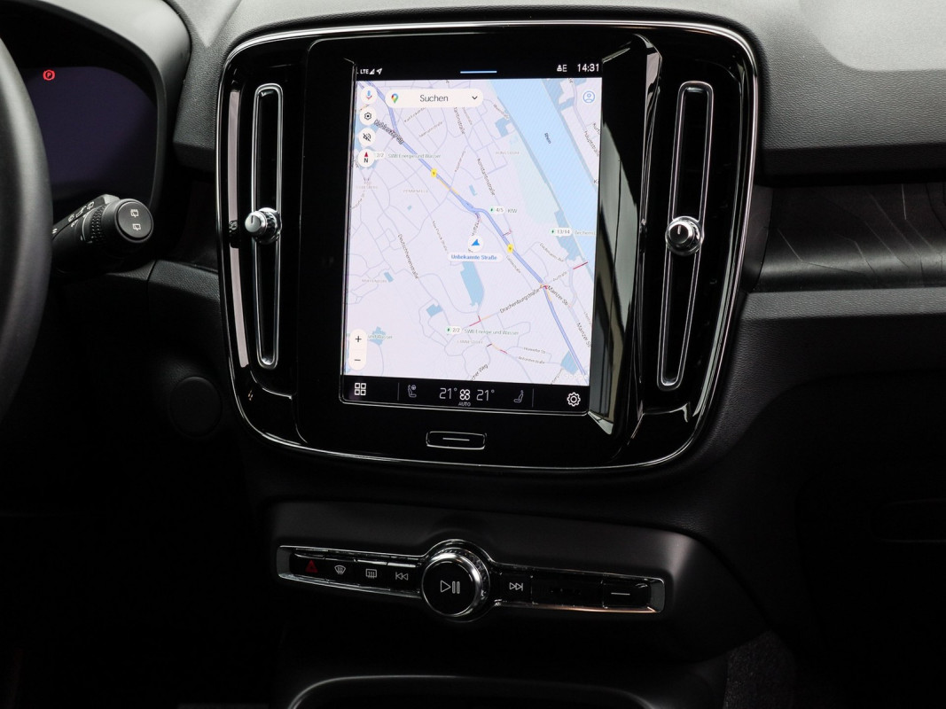 Volvo XC40 Twin Motor - SUV/Off-road - Grau - Gebrauchtwagen - Bild 9