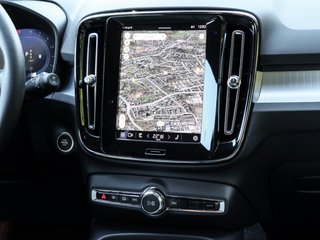 Volvo XC40 B3 - SUV/Off-road - Schwarz - Gebrauchtwagen - Bild 9