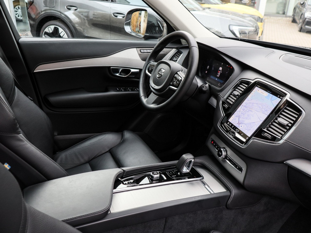 Volvo XC90 T8 AWD Plug-In Hybrid - SUV/Off-road - Grau - Gebrauchtwagen - Bild 3