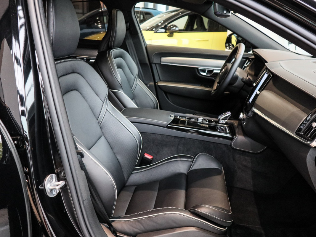Volvo S90 T8 Recharge AWD - Limousine - Schwarz - Gebrauchtwagen - Bild 7
