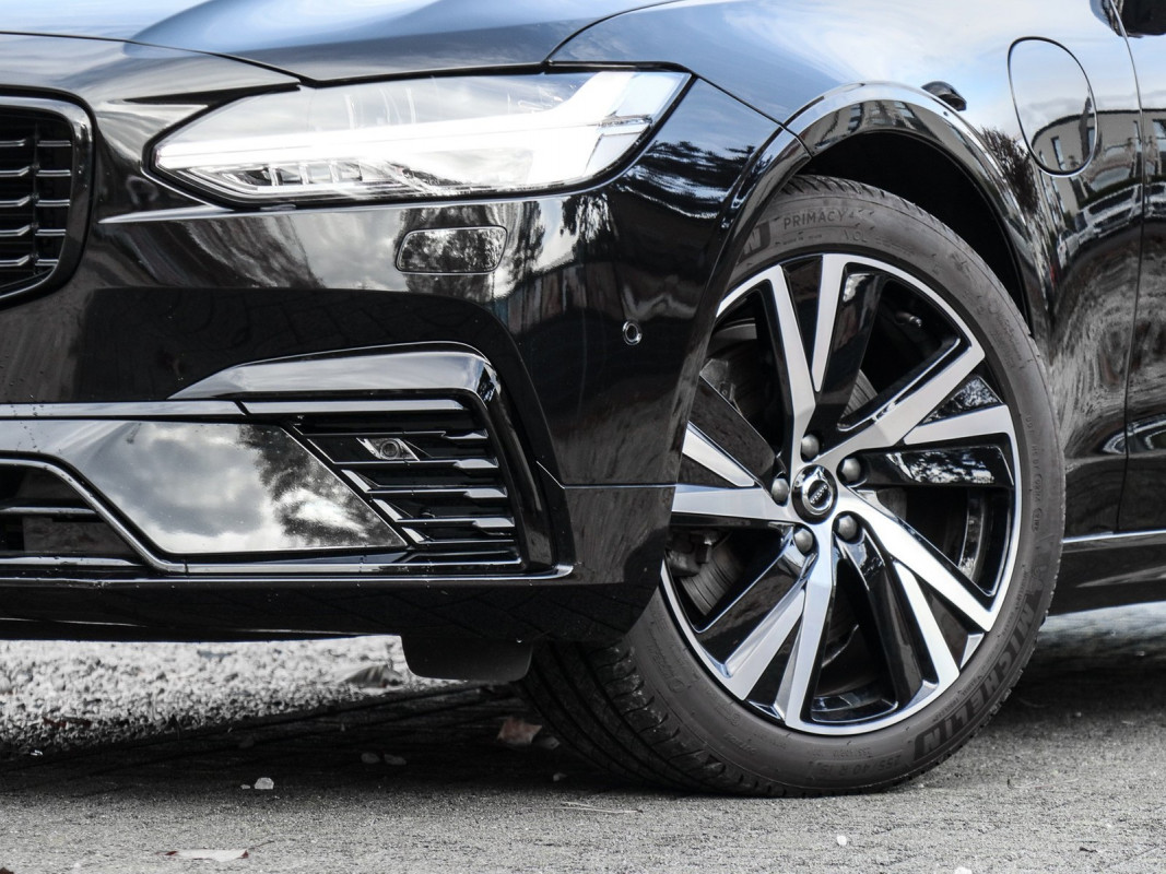 Volvo V90 T6 AWD - Kombi - Schwarz - Gebrauchtwagen - Bild 6
