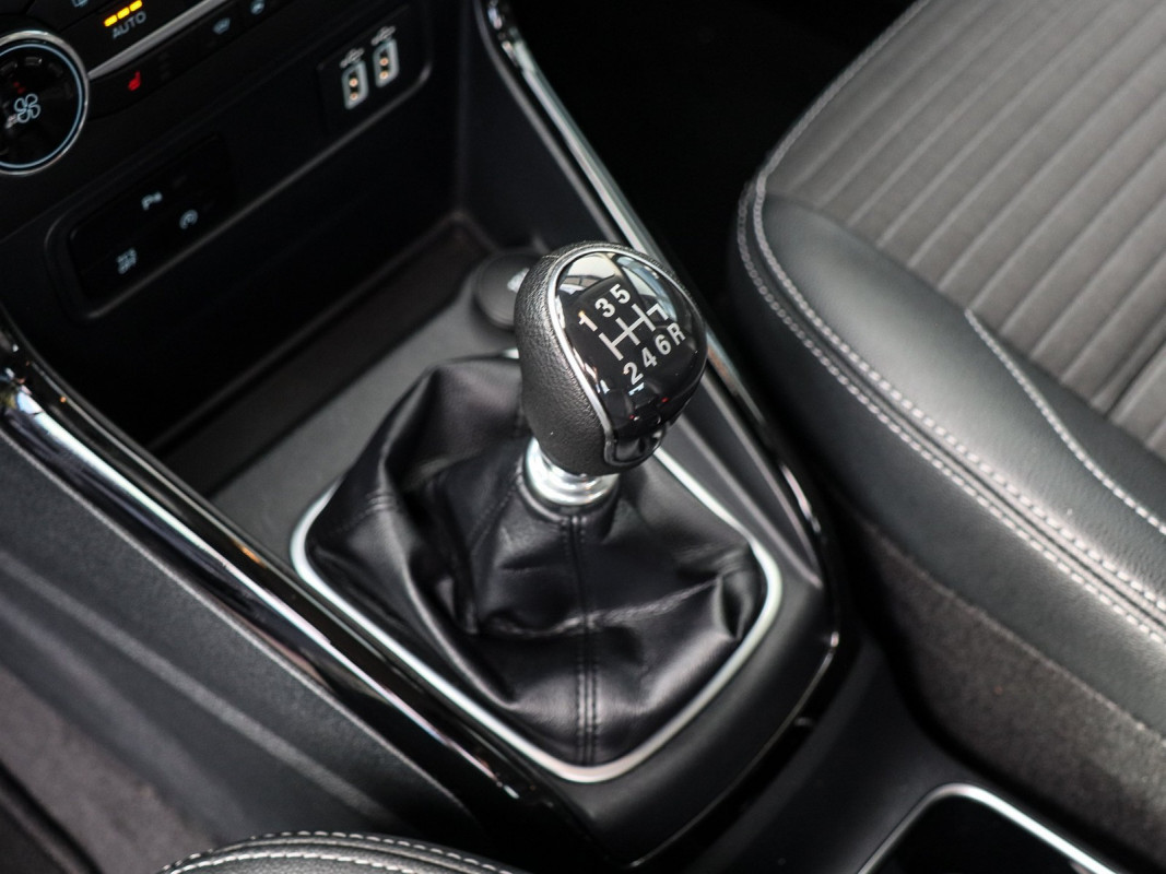 Ford EcoSport - SUV/Off-road - Rot - Gebrauchtwagen - Bild 12