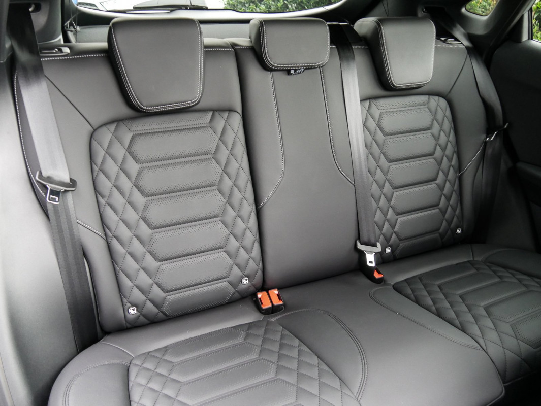 Ford Puma - SUV/Off-road - Silber - Gebrauchtwagen - Bild 5