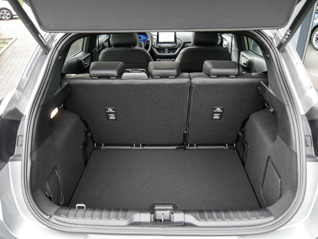 Ford Puma - SUV/Off-road - Silber - Gebrauchtwagen - Bild 11