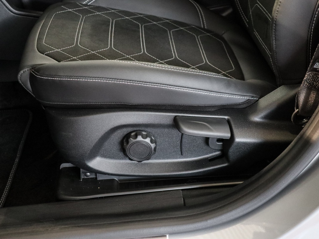 Ford Puma Gen-E - SUV/Off-road - Grau - Neuwagen - Bild 13