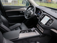 Volvo XC90 T8 Plug-In Hybrid AWD - SUV/Off-road - Schwarz - Gebrauchtwagen - Bild 3