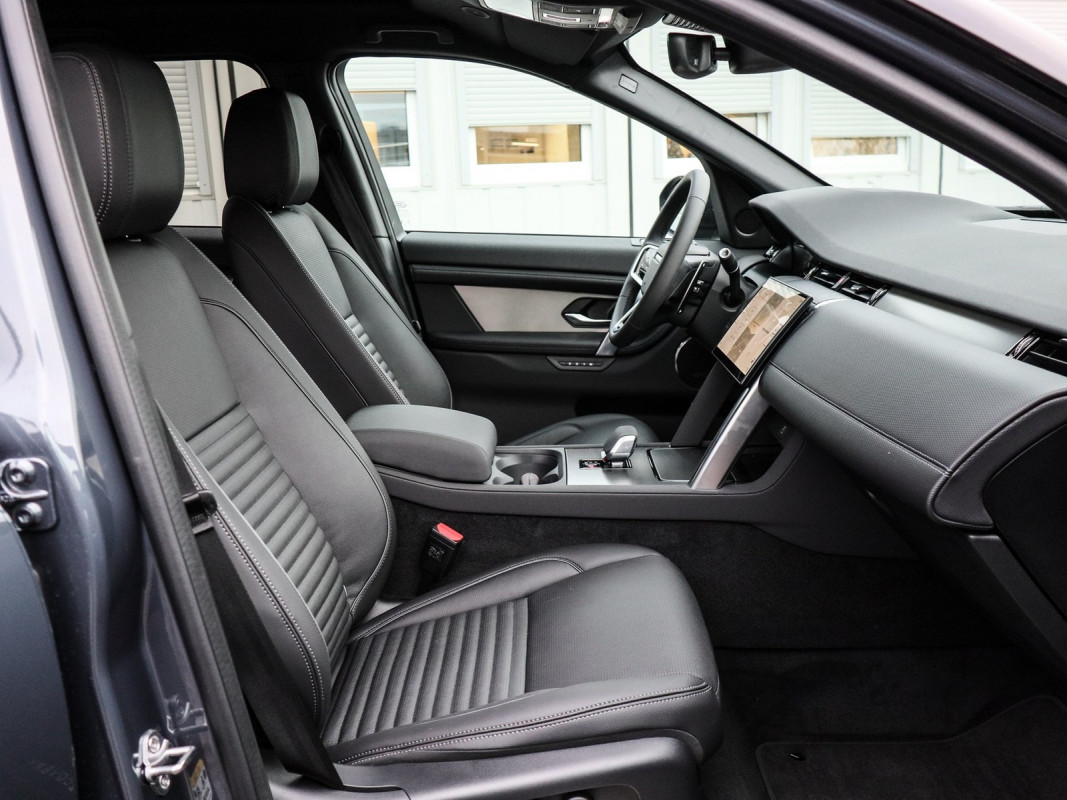 Land Rover Discovery Sport - SUV/Off-road - Blau - Gebrauchtwagen - Bild 3