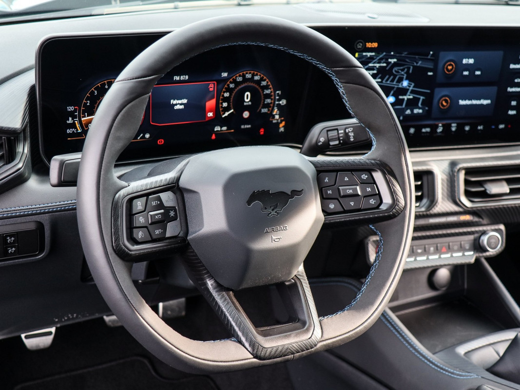 Ford Mustang Fastback - Sportwagen/Coupé - Schwarz - Neuwagen - Bild 9