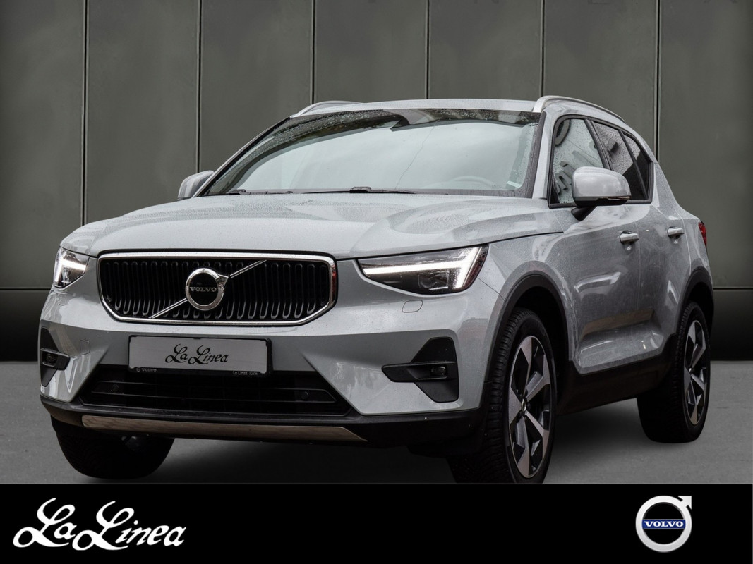 Volvo XC40 B3 (B) - SUV/Off-road - Grau - Gebrauchtwagen - Bild 1