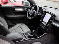 Volvo XC40 B3 (B) - SUV/Off-road - Grau - Gebrauchtwagen - Bild 3