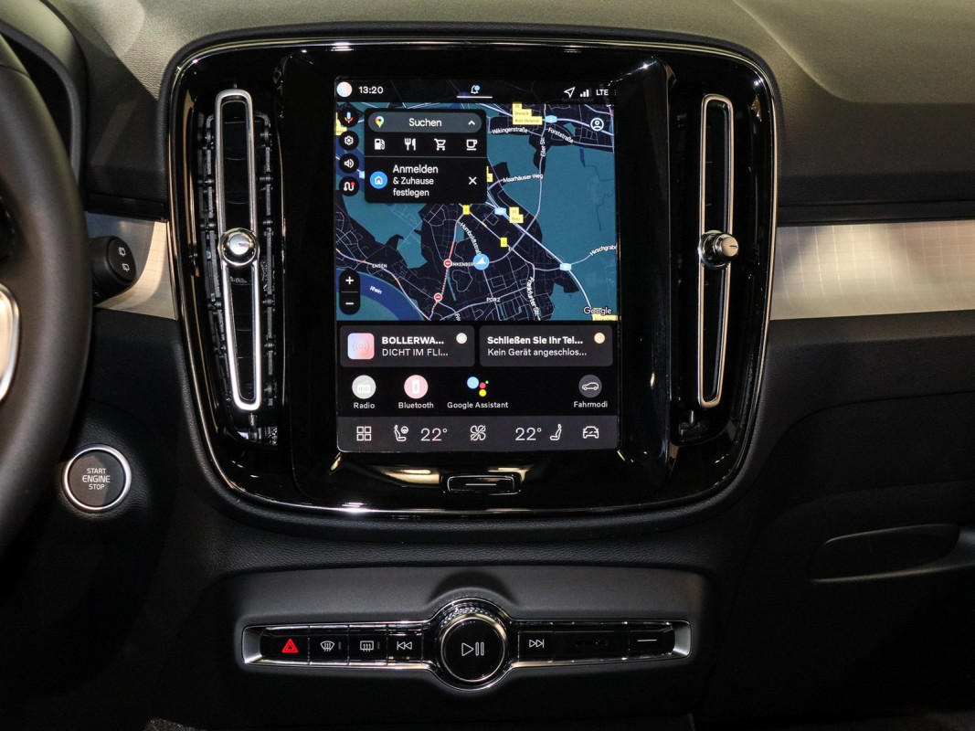 Volvo XC40 B3 (B) - SUV/Off-road - Schwarz - Gebrauchtwagen - Bild 9