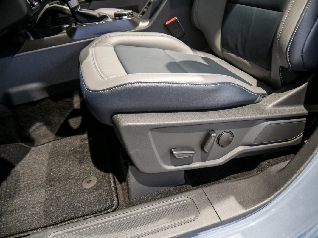 Ford Bronco First Edition - SUV/Off-road - Blau - Tageszulassung - Bild 13