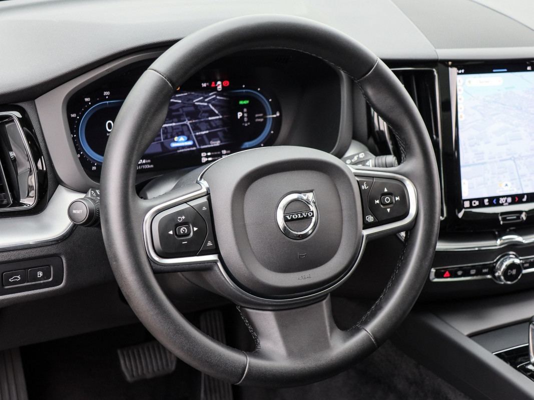 Volvo XC60 T6 Inscription Expression - SUV/Off-road - Silber - Gebrauchtwagen - Bild 10