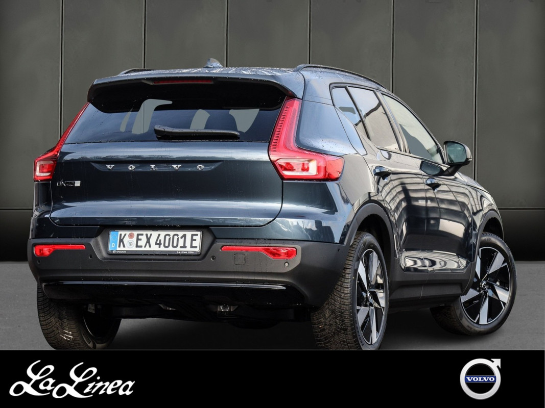 Volvo EX40 Single Motor Extended Range - SUV/Off-road - Blau - Gebrauchtwagen - Bild 2
