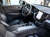 Volvo XC60 T6 AWD Recharge - SUV/Off-road - Schwarz - Gebrauchtwagen - Bild 3