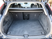 Volvo XC60 T6 AWD Recharge - SUV/Off-road - Schwarz - Gebrauchtwagen - Bild 12