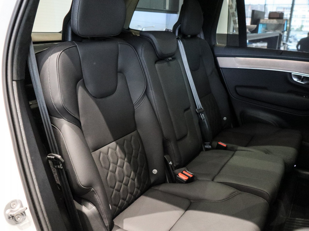 Volvo XC90 T8 AWD - SUV/Off-road - Weiss - Gebrauchtwagen - Bild 5