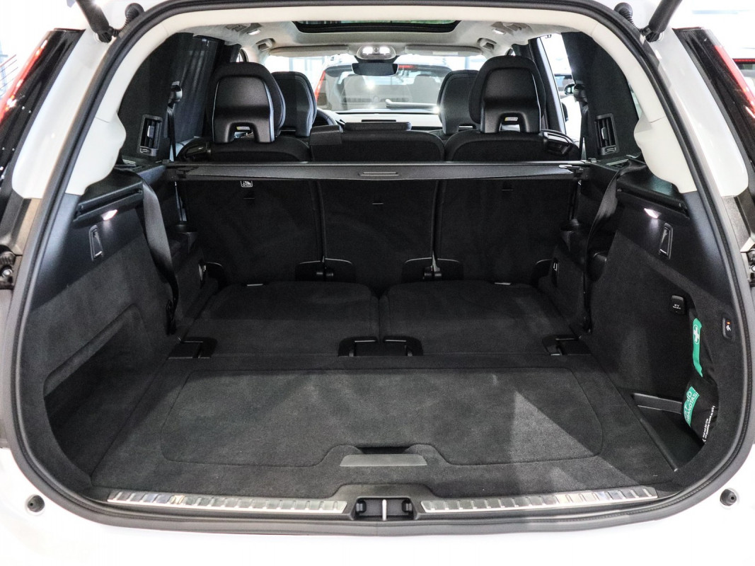 Volvo XC90 T8 AWD - SUV/Off-road - Weiss - Gebrauchtwagen - Bild 11