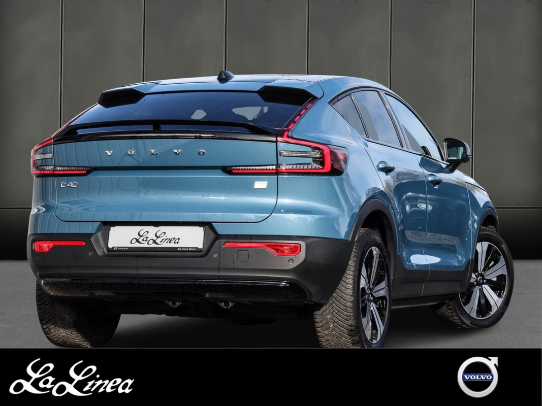 Volvo C40 Ultimate Recharge - SUV/Off-road - Blau - Gebrauchtwagen - Bild 2