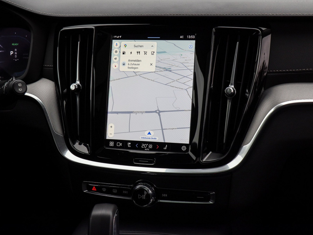 Volvo V60 Plug-In Hybrid AWD - Kombi - Schwarz - Gebrauchtwagen - Bild 9