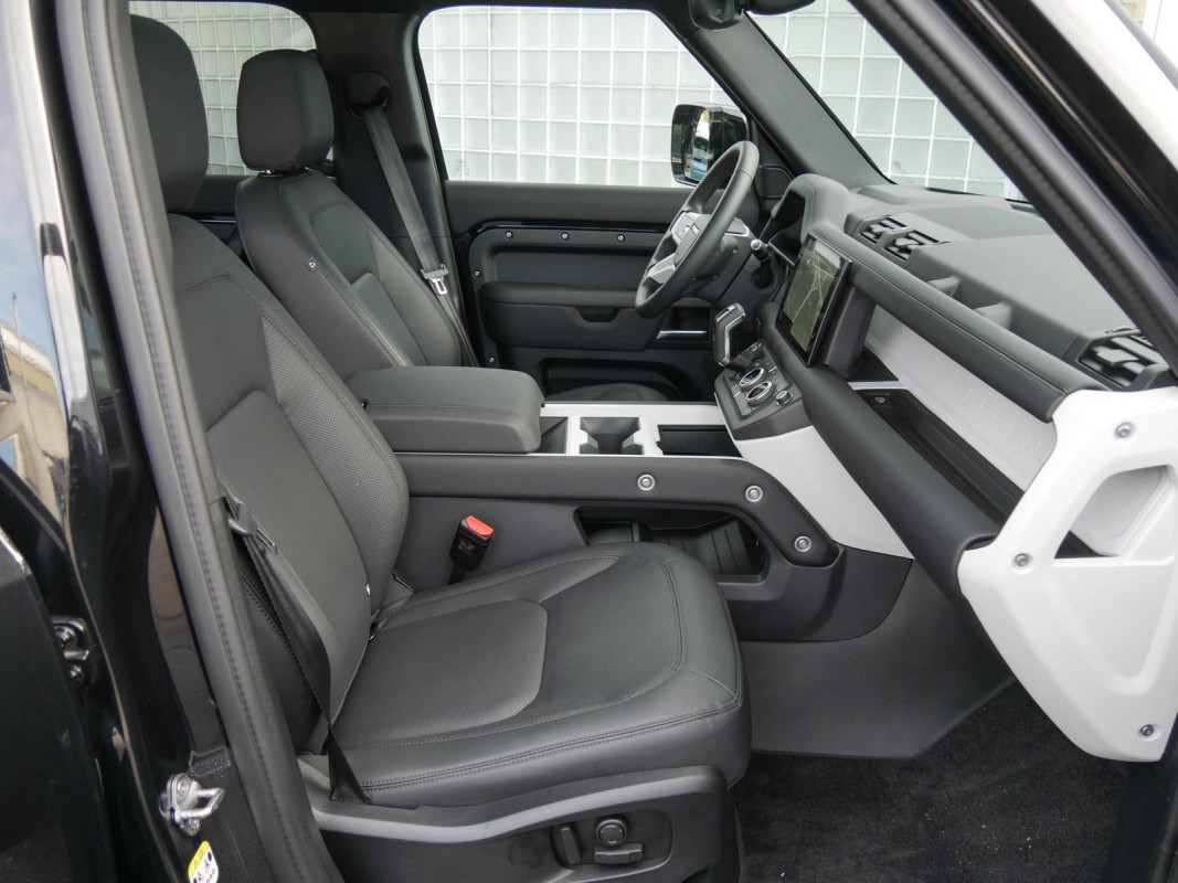 Land Rover Defender - SUV/Off-road - Schwarz - Gebrauchtwagen - Bild 3