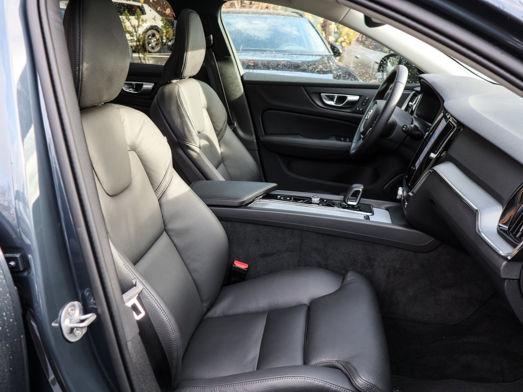 Volvo V60 B4 (B) - Kombi - Blau - Gebrauchtwagen - Bild 7