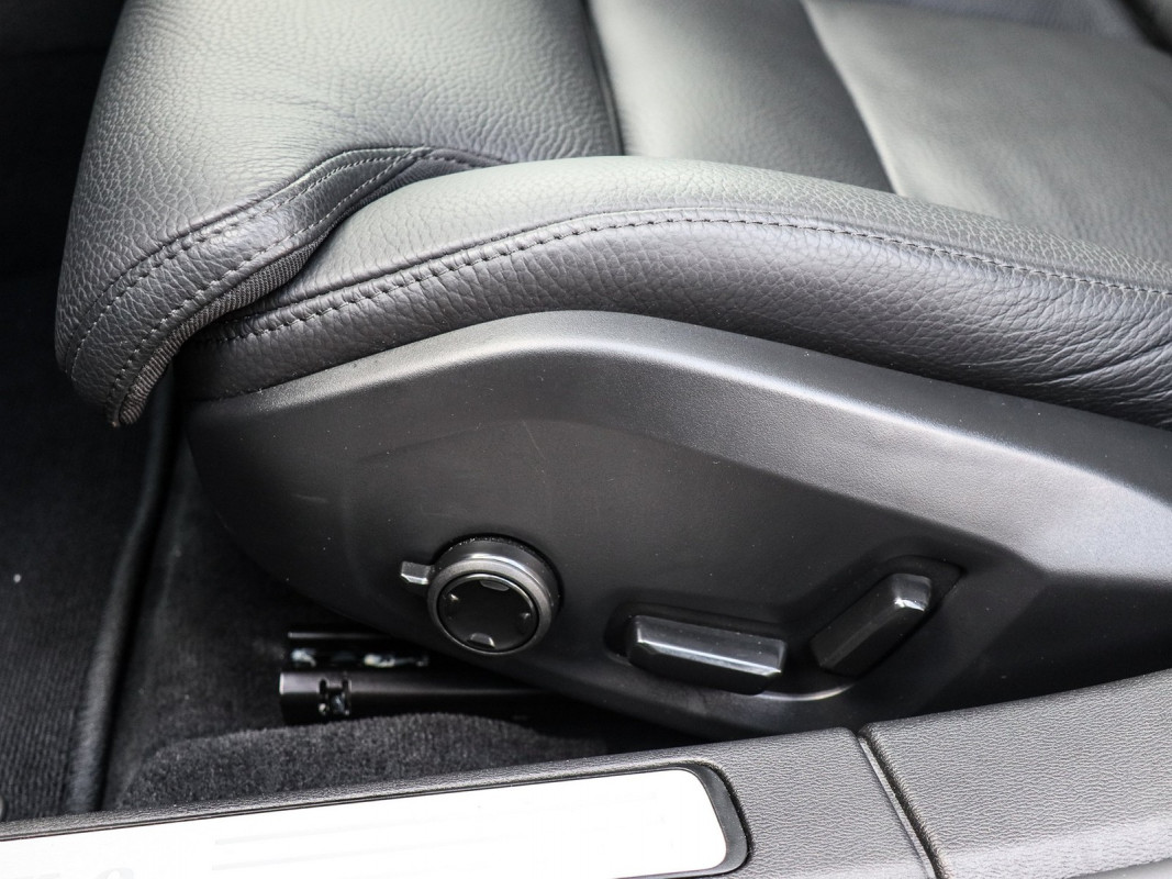 Volvo V60 B4 (B) - Kombi - Blau - Gebrauchtwagen - Bild 14