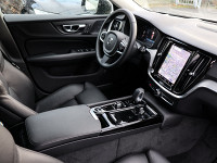 Volvo V60 T6 Recharge AWD - Kombi - Schwarz - Gebrauchtwagen - Bild 3