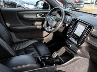 Volvo XC40 T5 - SUV/Off-road - Schwarz - Gebrauchtwagen - Bild 3