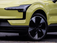 Volvo EX30 - SUV/Off-road - Gelb - Gebrauchtwagen - Bild 6