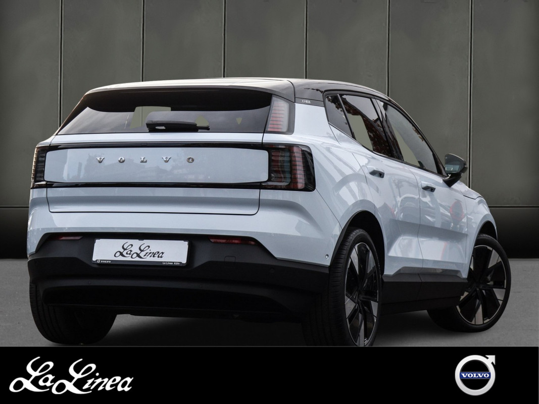 Volvo EX30 Twin Performance - SUV/Off-road - Blau - Gebrauchtwagen - Bild 2