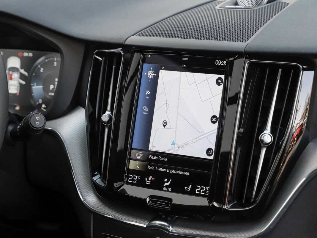 Volvo XC60 B4 (D) AWD - SUV/Off-road - Schwarz - Gebrauchtwagen - Bild 9