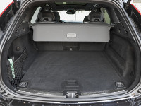 Volvo XC60 B4 (D) AWD - SUV/Off-road - Schwarz - Gebrauchtwagen - Bild 12