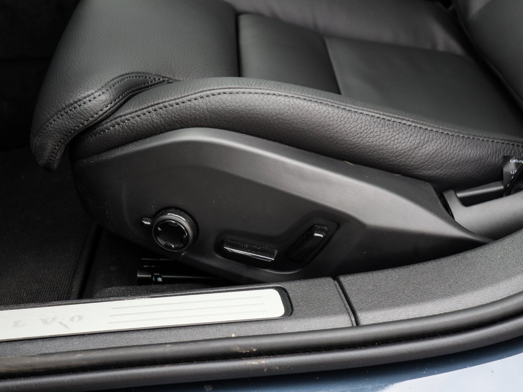 Volvo V60 T6 Plus Bright - Kombi - Blau - Gebrauchtwagen - Bild 15