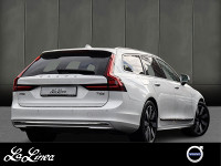 Volvo V90 T6 Recharge AWD - Kombi - Weiss - Gebrauchtwagen - Bild 2