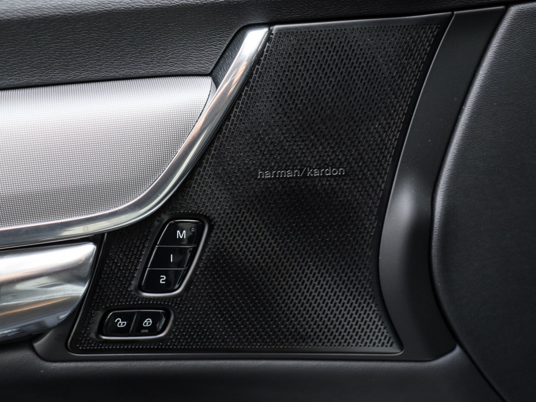 Volvo V90 T6 Recharge AWD - Kombi - Weiss - Gebrauchtwagen - Bild 15