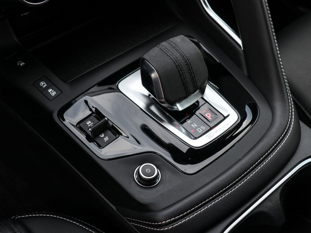 Jaguar E-PACE - SUV/Off-road - Grau - Gebrauchtwagen - Bild 9